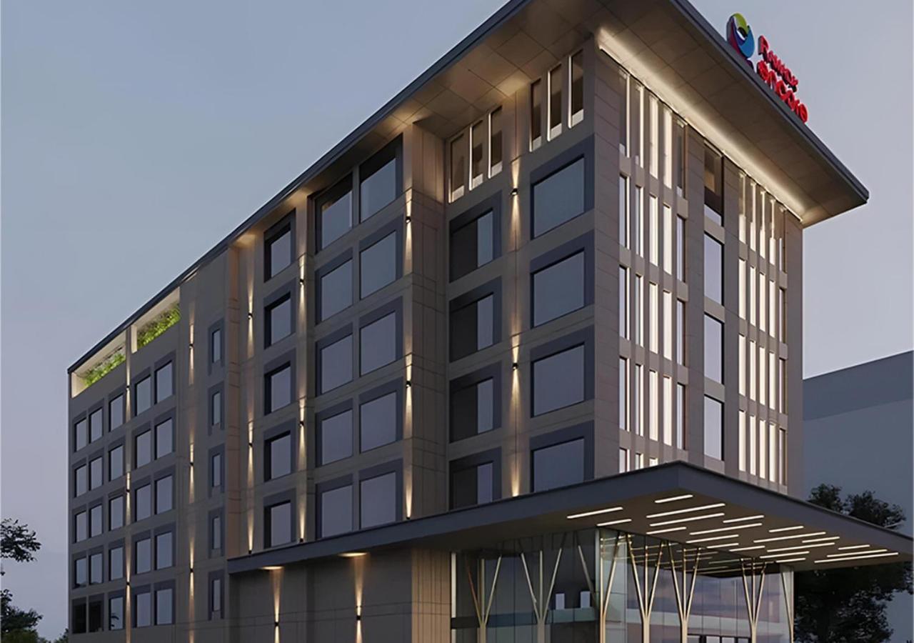 Ramada Encore By Wyndham Indore Nipania Extérieur photo